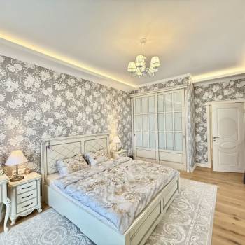 Продается 2-х комнатная квартира, 87 м²