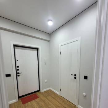 Продается 1-комнатная квартира, 32 м²