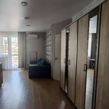 Сдается 1-комнатная квартира, 42 м²