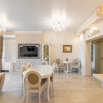 Продается 3-х комнатная квартира, 124 м²