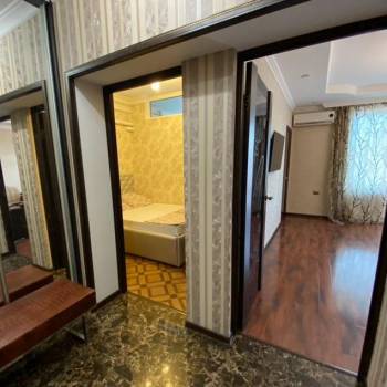 Продается 1-комнатная квартира, 46 м²