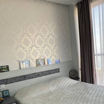 Продается 1-комнатная квартира, 43 м²