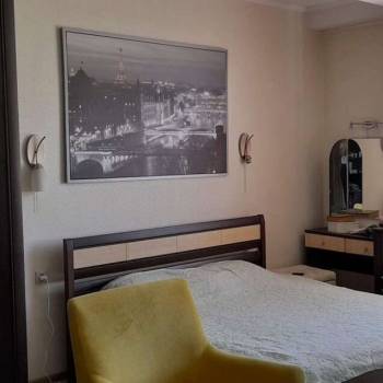 Продается Многокомнатная квартира, 113 м²