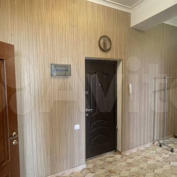 Сдается 1-комнатная квартира, 74,2 м²