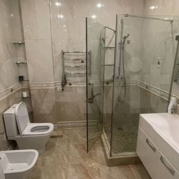Сдается 1-комнатная квартира, 74,2 м²