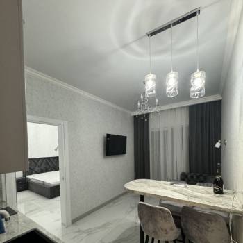 Продается 1-комнатная квартира, 38 м²