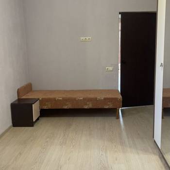 Сдается Многокомнатная квартира, 60 м²