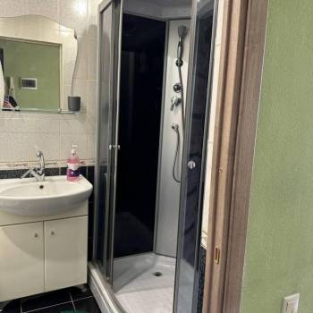 Продается 1-комнатная квартира, 32 м²