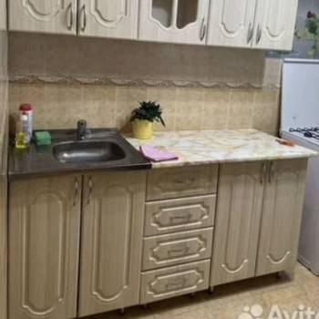 Продается 1-комнатная квартира, 37 м²