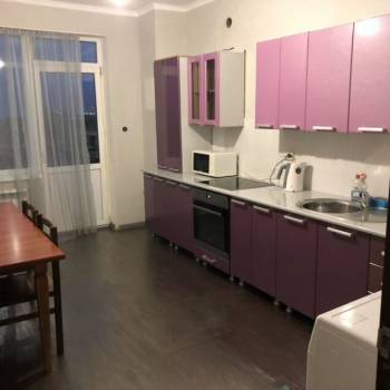Сдается 2-х комнатная квартира, 88 м²