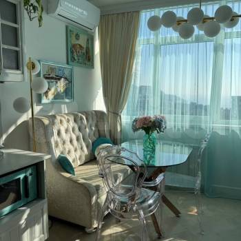 Сдается 1-комнатная квартира, 55 м²