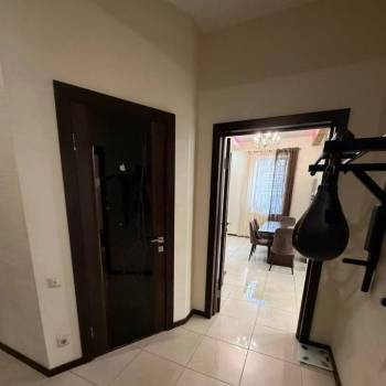 Продается 2-х комнатная квартира, 75 м²