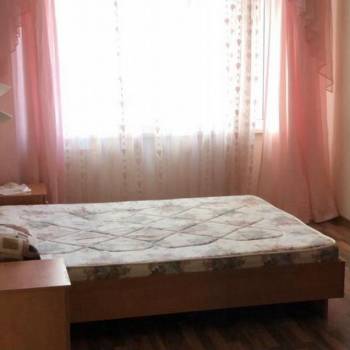 Сдается 1-комнатная квартира, 46 м²