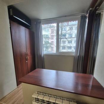 Продается 1-комнатная квартира, 32 м²