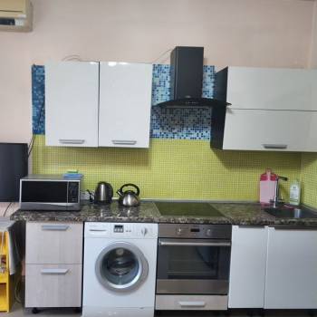 Сдается 1-комнатная квартира, 60 м²