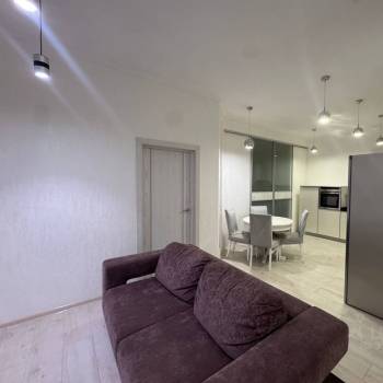 Продается 2-х комнатная квартира, 56 м²