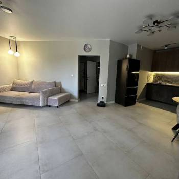 Сдается 1-комнатная квартира, 50 м²