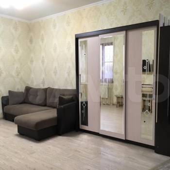 Сдается 1-комнатная квартира, 35 м²