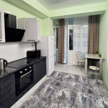 Сдается 1-комнатная квартира, 43 м²