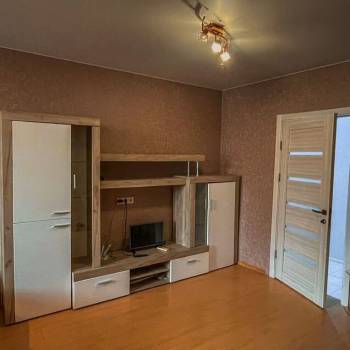 Продается 1-комнатная квартира, 48,8 м²