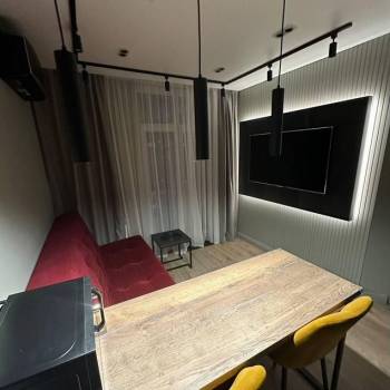 Продается 1-комнатная квартира, 32 м²