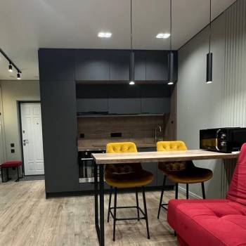 Продается 1-комнатная квартира, 32 м²