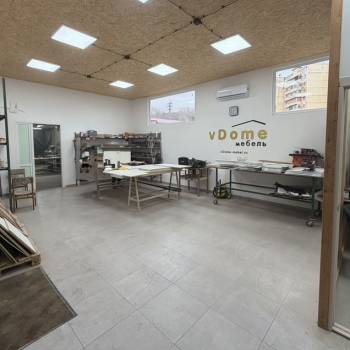 Сдается Нежилое помещение, 130 м²