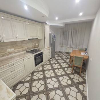 Продается 2-х комнатная квартира, 62 м²