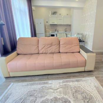 Сдается 1-комнатная квартира, 42 м²