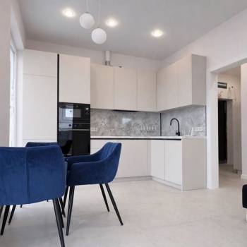 Продается 1-комнатная квартира, 40 м²