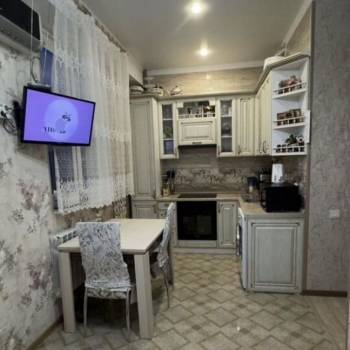 Продается 1-комнатная квартира, 32 м²