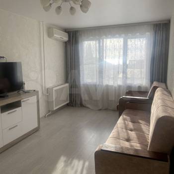 Сдается 1-комнатная квартира, 32 м²