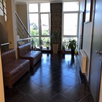 Продается Нежилое помещение, 300 м²