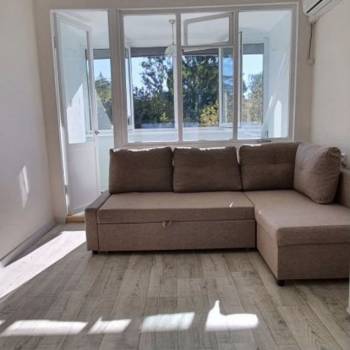 Продается 1-комнатная квартира, 32 м²