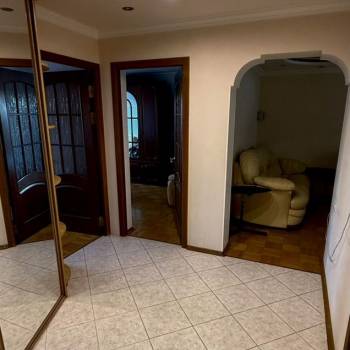 Сдается Многокомнатная квартира, 90 м²