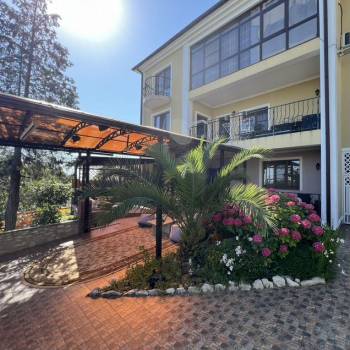 Продается Дом, 244 м²