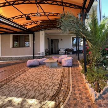 Продается Дом, 244 м²