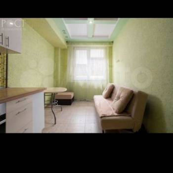 Продается 1-комнатная квартира, 39 м²