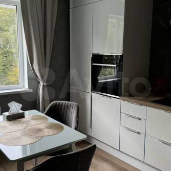 Сдается 1-комнатная квартира, 48 м²