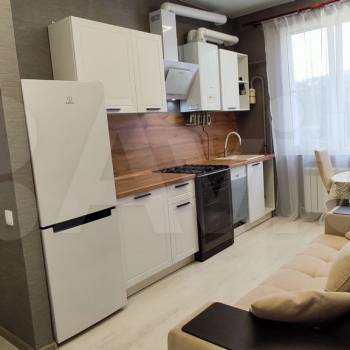 Сдается 2-х комнатная квартира, 42 м²