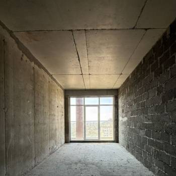 Продается 1-комнатная квартира, 60 м²