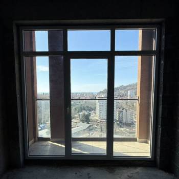 Продается 1-комнатная квартира, 60 м²