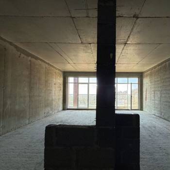 Продается 1-комнатная квартира, 60 м²