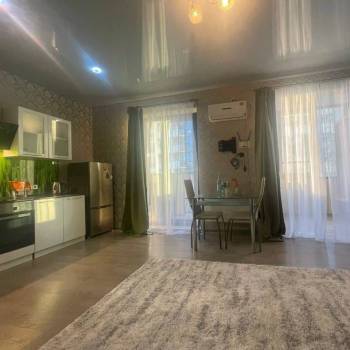 Продается 1-комнатная квартира, 46 м²