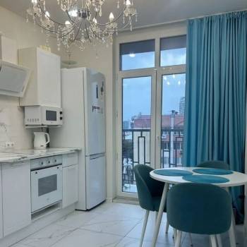 Продается 1-комнатная квартира, 39 м²