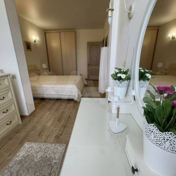 Сдается Многокомнатная квартира, 80 м²