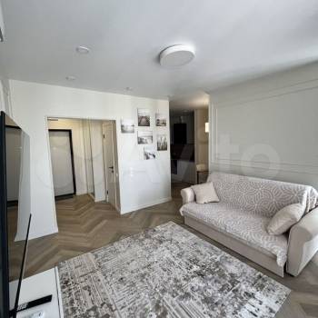 Продается 1-комнатная квартира, 35 м²