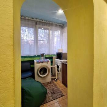 Продается 1-комнатная квартира, 15,4 м²