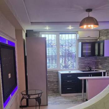 Продается 1-комнатная квартира, 14,7 м²