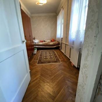 Продается 3-х комнатная квартира, 43 м²